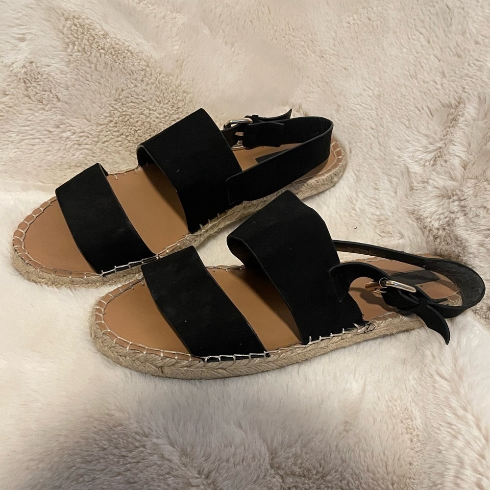 Black sandal - Picture 2 of 5